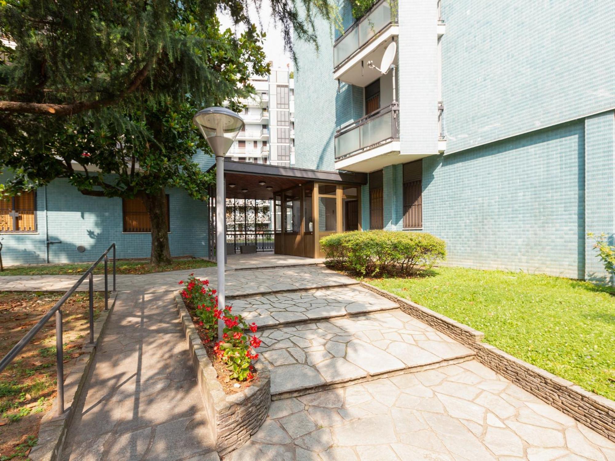 Apartment Bande Nere M1 Comfy With Balcony *